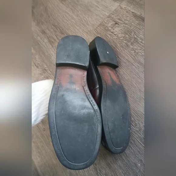 Womens G.H. Bass Black Loafers Size 7M - Picture 2 of 7